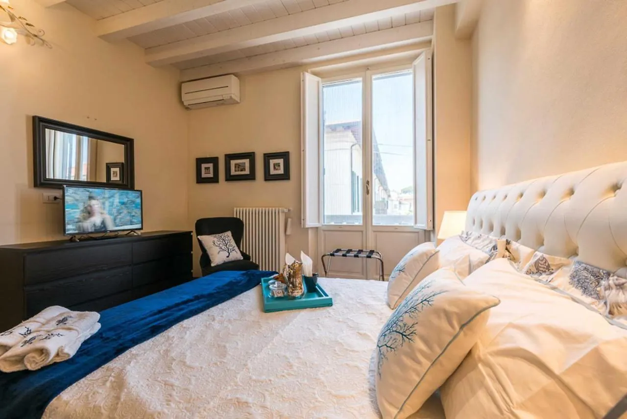 Luxury Villa Fiammetta Near Viareggio Beach Italy