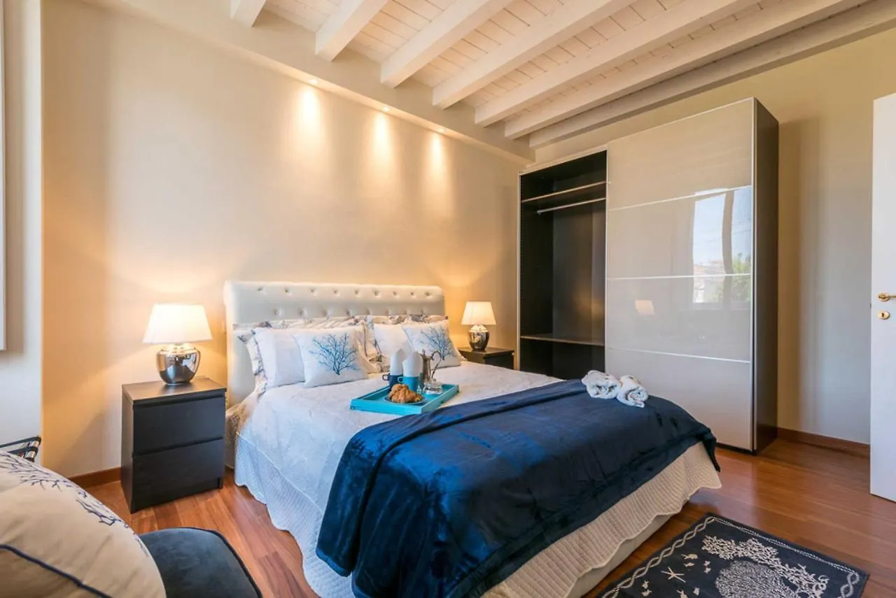Luxury Villa Fiammetta Near Viareggio Beach