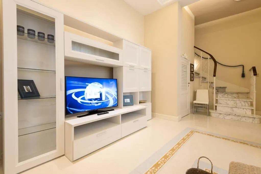 Luxury Villa Fiammetta Near Viareggio Beach Italy